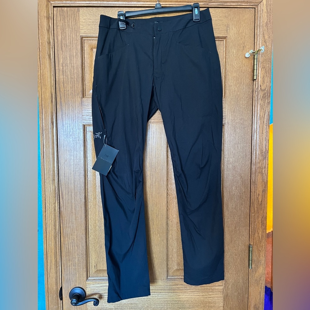 Acteryx Men’s Konseal Hiking Pants 32” BRAND NEW
